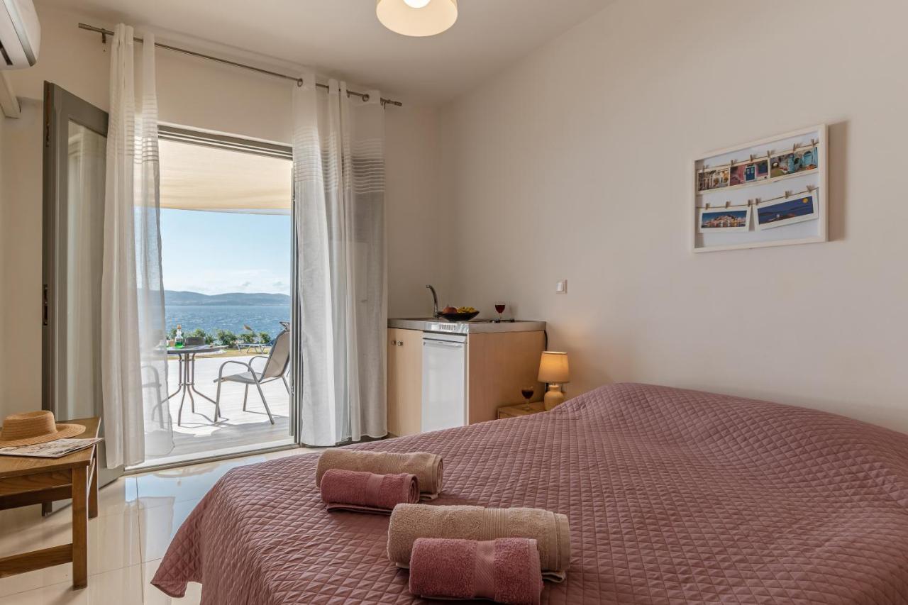 Dionysus House And Ariadne Apartment ستيليدا المظهر الخارجي الصورة